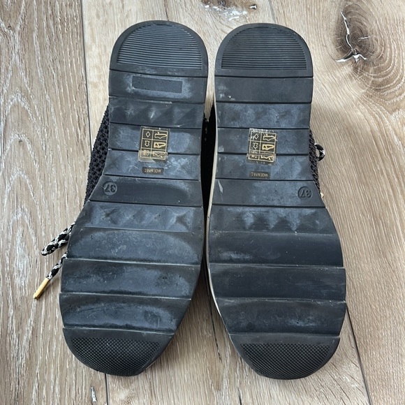 Unity In Diversity Black Knit Athletic Sneaker Shoe - Picture 9 of 10